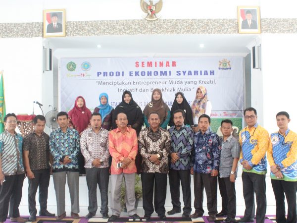 Seminar Menciptakan Enterpreneur Muda yang Kreatif, Inovatif dan Berakhlak Muliah dan Sekaligus MOU STAIN Bengkalis dan Kadin Kab. Bengkalis